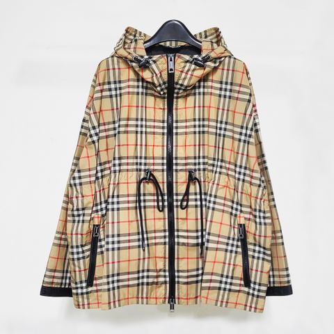 버버리 로고 테이프 후드 자켓 80322101