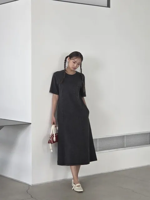 O 아쿠아리모네 26SS 여성 피그먼트 원피스