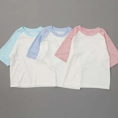 셀러허브 1 [XB8510O8_47]하늘 하늘한 텔 색상의 아동 나그랑 티셔츠