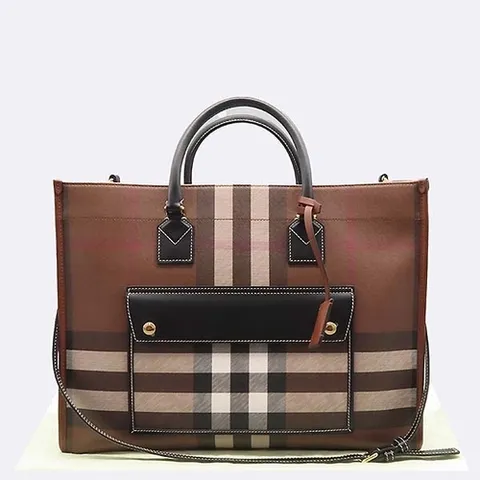 버버리 고이비토 중고명품 Burberry(버버리) 8052331 노바 체크 프레이야 토트백 + 숄더스트랩 2WAY