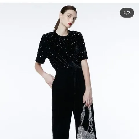 제시뉴욕 진주벨벳박스티셔츠BEA5NRTZ0280KG