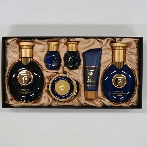 패션플러스 [셀럽하우스] 공진향 ZLBNBUME 옴므 3종 어버이날 기프트세트