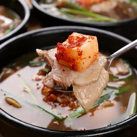 기타 늘바른 얼큰돼지국밥600g(1+1+1+1)총4봉