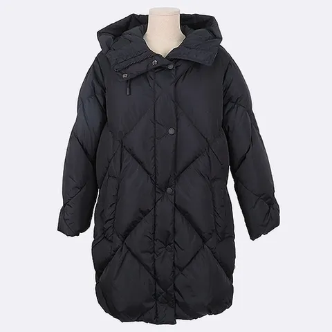 막스마라 고이비토 중고명품 Max Mara(막스마라) 블랙 컬러 WEEKEND(위켄드 막스마라)  여성용 후드 패딩 점퍼 - 34