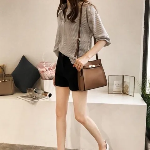 셀러허브 패션 [에스이엔몰]여성 V넥 스트라이프 데일리 여름 시원한 셔츠