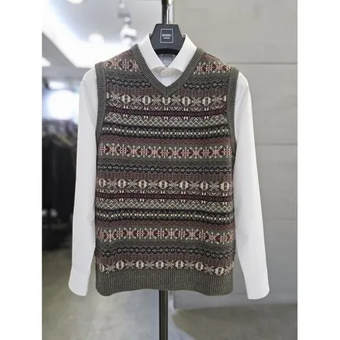 BASSO 세이브존03 남자 카키 블렌드 니트 페어아일 베스트 WSYAA3WV10Y_P439033098