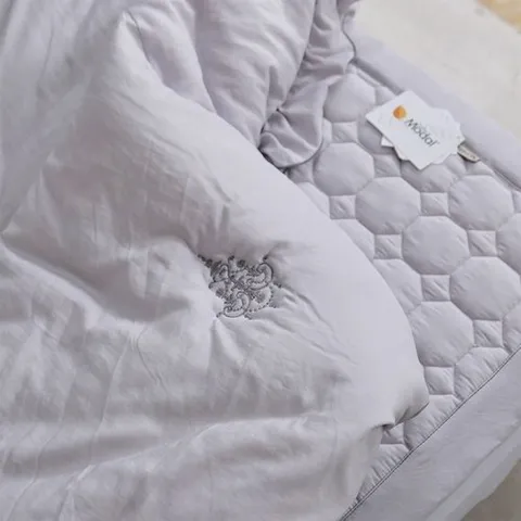 패션플러스 [셀럽하우스] 레디언스 PJKT2206 모달 침구 4color차렵이불 Q 그레이 단품
