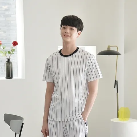 교복몰 교복몰 라운드넥 스트라이프 야구티셔츠 (10컬러).