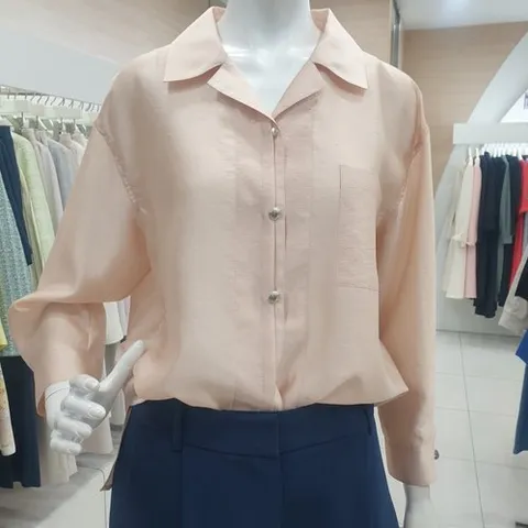더아이잗 오간자 자수 포켓 블라우스
