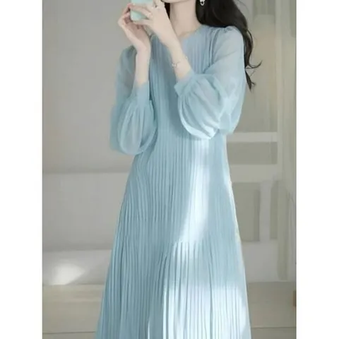 HUD 폴레이 블루 플리츠 롱 원피스_P391310710