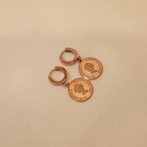 패션플러스 [볼라레] 코인 원터치귀걸이 (SSE461)