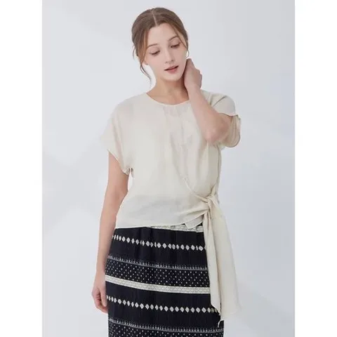 카인드베리 레이스 배색 캡소매 블라우스 KOBLQ707 2colors_P432529187