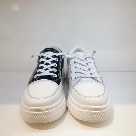 오브엠 F23IC913AB여성 가벼운 고무끈 스니커즈 2종