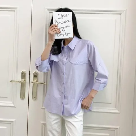 셀러허브 패션 여자 연보라 어깨 날개 디테일 베이직 셔츠