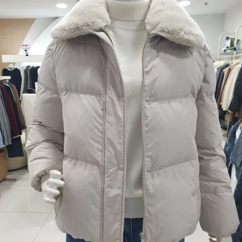 더아이잗 퍼 칼라 구스다운 숏 패딩 점퍼