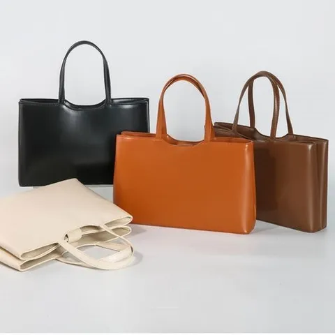 기타 여성 데일리 베이직 스퀘어 쉐입 모던 토트백 4컬러 (WFF32F4)