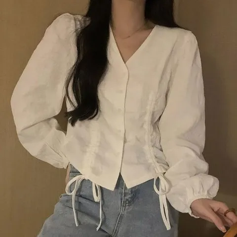 셀러허브 1 [XBJ94L5L]밑단 스트링 블라우스 자카드 원단 브이넥 (15699699)