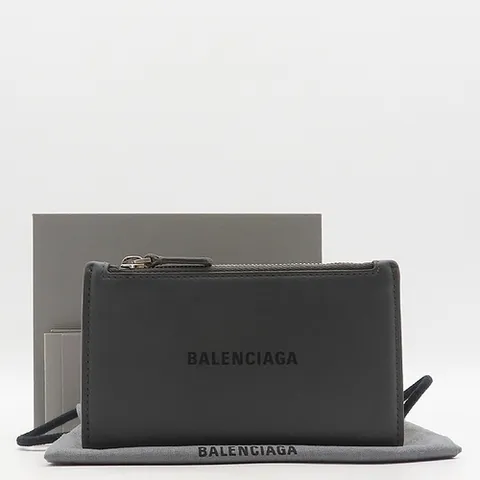 발렌시아가 고이비토 중고명품 Balenciaga(발렌시아가) 594311 그레이 레더 로고 프린트 집업 카드 지갑