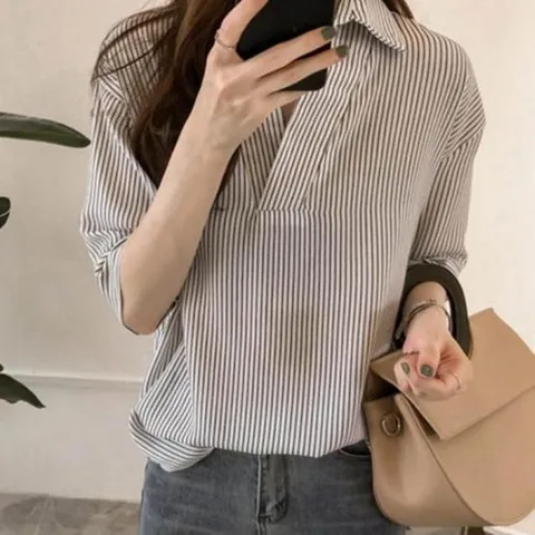 셀러허브 패션 [오노마] ONM 여성 데일리 줄무늬 루즈핏 화이트 스트라이프 셔 (41580836)