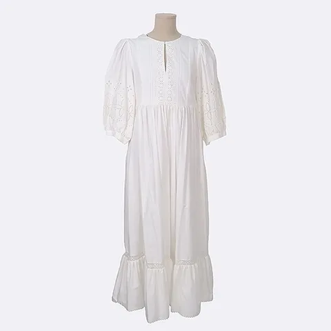 막스마라 고이비토 중고명품 Max Mara(막스마라) 522109216 화이트 컬러 면 100 펀칭 여성용 원피스 - S 사이즈