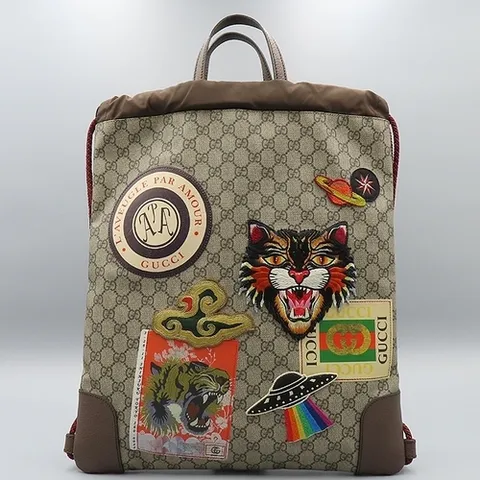 구찌 고이비토 중고명품 Gucci(구찌) 473872 GG 수프림 쿠리에 자수 패치 드로우스트링 백팩
