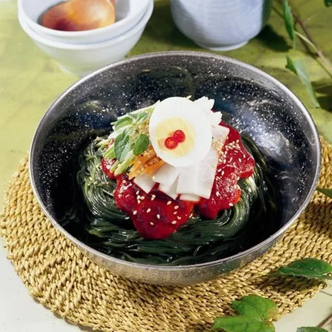 태백산채 곰취비빔냉면 20인분(냉면400g*10팩+육수350g*6봉+양념장500g*2통)/태백산채영농조합