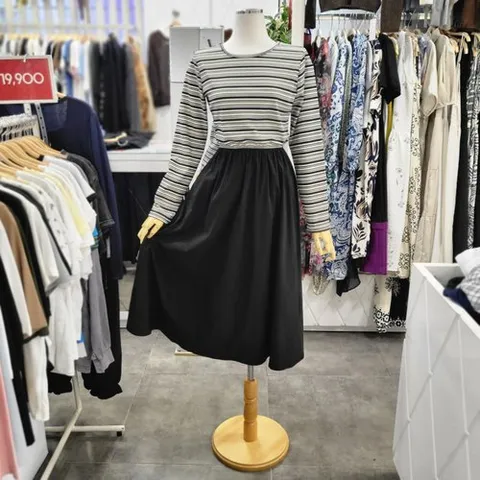 밸리걸 스트라이프 티배색 바스락 긴팔 롱원피스 610170