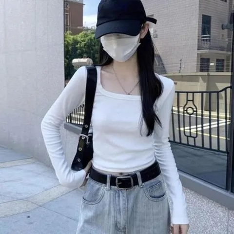 셀러허브 1 [HYIJD4XZ_4B]목선이 둥근 유넥 디자인 티셔츠 긴팔 (23798570)