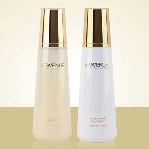 패션플러스 [셀럽하우스] 벨루가캐비어 LYOXXQLN 부드러운 보호막 여자화장품 단품세트