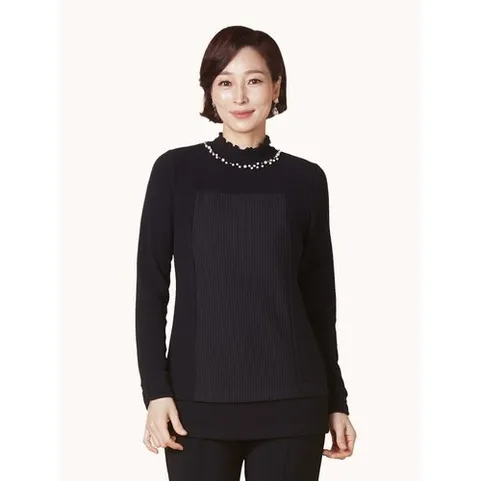 마담엘레강스 마담엘레강스] 진주장식 네크 블라우스 K204BL01