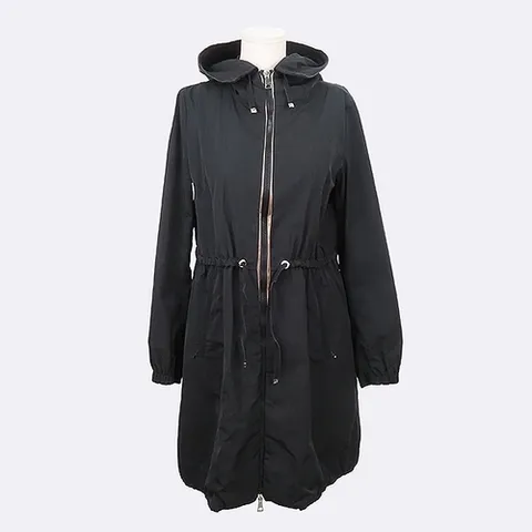 몽클레어 고이비토 중고명품 MONCLER(몽클레어) 블랙 바람막이 여성용 롱 자켓 - 0사이즈