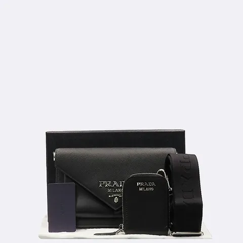 프라다 고이비토 중고명품 Prada(프라다) 1BP020 NERO 블랙 사피아노 은장 로고 엔벨롭 플랩 크로스백