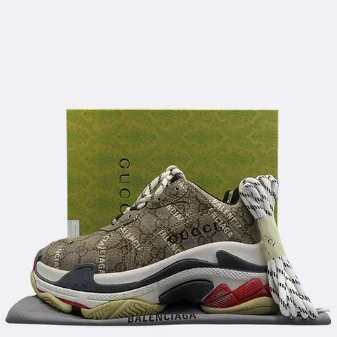 구찌 중고명품 Gucci(구찌) 677192 구찌X발렌시아가 해커 프로젝트 트리플 S 스니커즈 - 36사이즈(230MM)