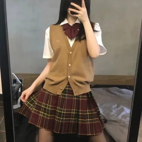 교복몰 교복몰 베이지 V넥조끼 체크치마 교복세트 세라복