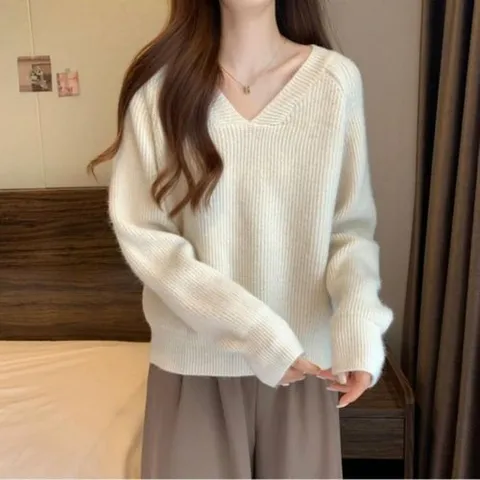 셀러허브 1 [HYIJQMD4_4B]골지니트 브이넥 레귤러핏 골지 긴팔 3컬러 (24952677)