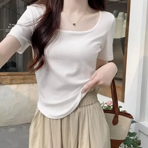 기타 깔끔하고 시원한 유넥 디자인 멋스러운 반팔티 (KYR-WFH98Y3)