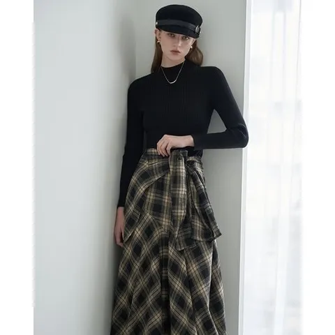 르니앤맥코이 스타일리쉬 체크 플래어 원피스 ML02OP001