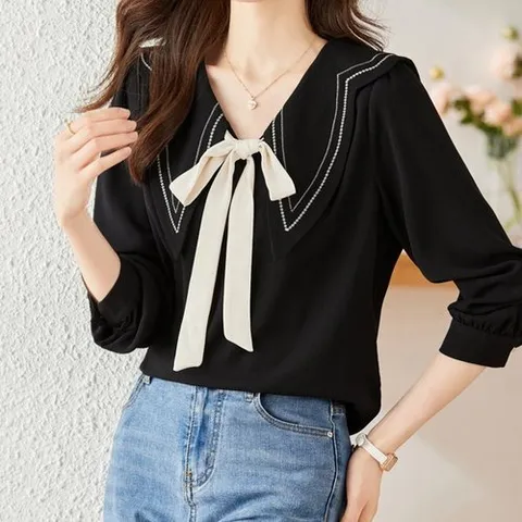 패션플러스 [패션시그널] 스티치빅카라 리본넥 블라우스 EFD839