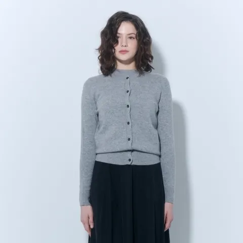 패션플러스 [유닛] [캐시미어 100] 캐시미어 베이직 가디건 (ZFKKCA102C-GREY)
