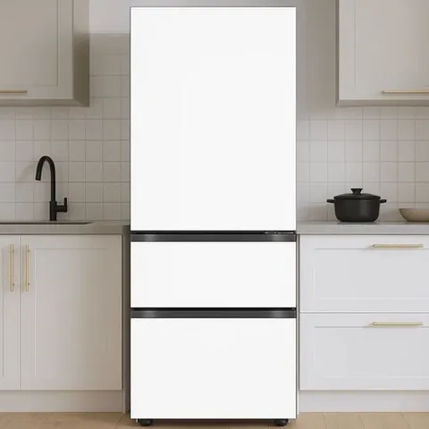 LG전자 김치냉장고 324L 에센스 화이트 Z334MQQ171S 무료배송/물류배송