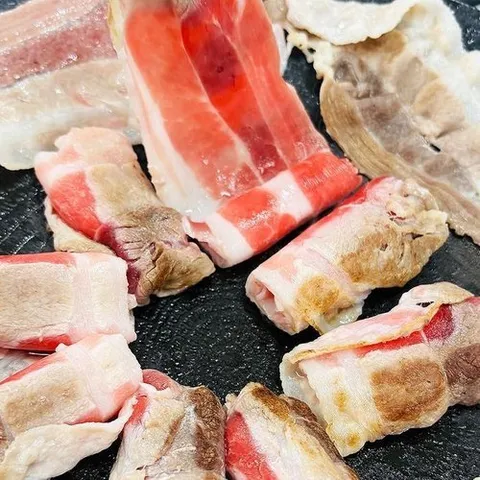 셀러허브 식품 한돈 대패 삼겹 살 1kg 냉삼 냉동대패삼겹살 한돈 냉동삼겹살 옛날삼겹살 한돈삼겹살 국내산 냉동삼겹살