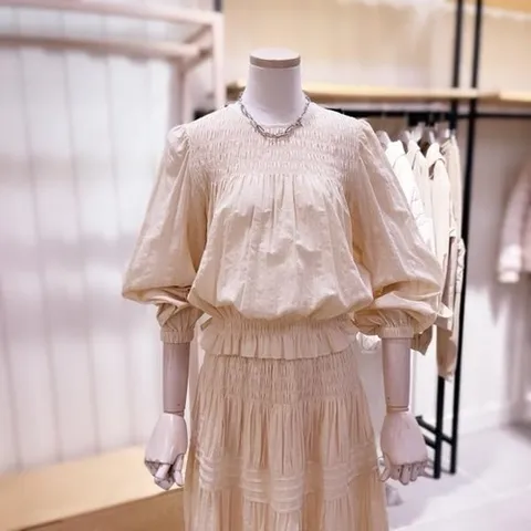 시에로 SH2SHF053볼륨 스모킹 블라우스