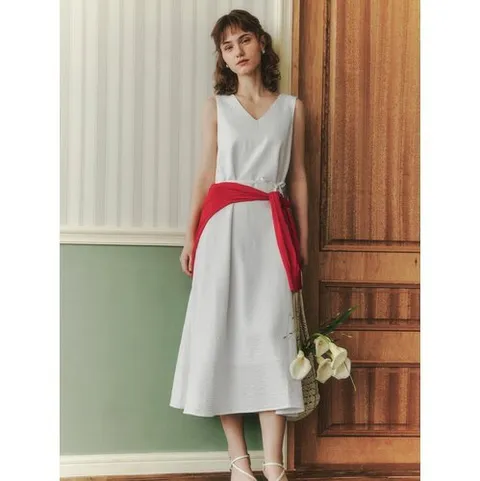 패션플러스 [제로스트릿] 슬리브리스 브이넥 원피스 SLEEVELESS V-NECK ONE-PIECE / IVORY