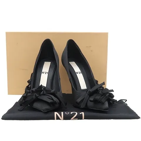  넘버21 고이비토 중고명품  블랙 컬러 실크 리본 장식 하이힐 여성용 구두