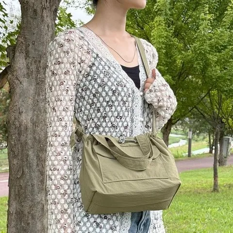 셀러허브 패션 [JHQRVOY9_4B]스트랩 토트숄더백 브랜드백가방 BR_2036