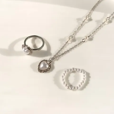신상오픈런 CCA86F7여성 데일리룩 진주 하트 목걸이와 반지 세트25449596597559