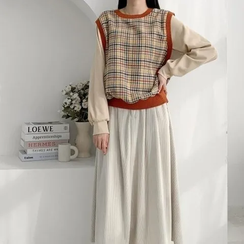 브이와이 VY] 여자 할매니얼 체크조끼 코디 맨투맨 티셔츠15827069588847