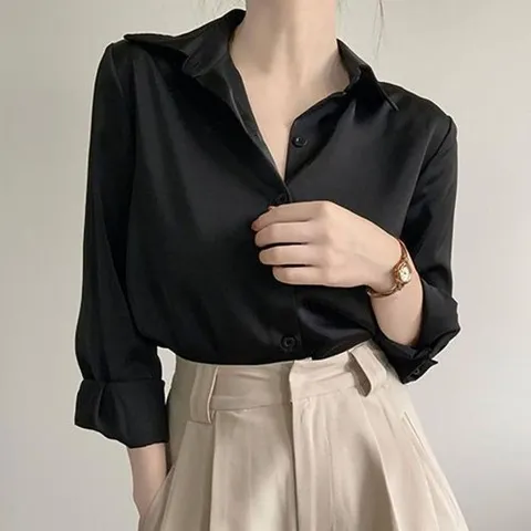 셀러허브 패션 [JHQS7DLI_4B]올 블랙 여성봄티셔츠 색상 기본 핏 셔츠