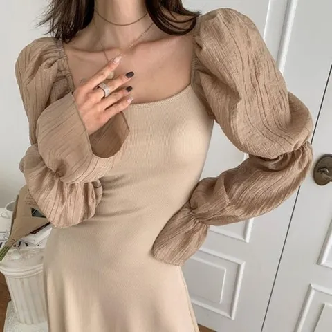 옷자락 여자 에이라인 볼드숄더 잔주름 롱슬리브 시어서커 롱원피스