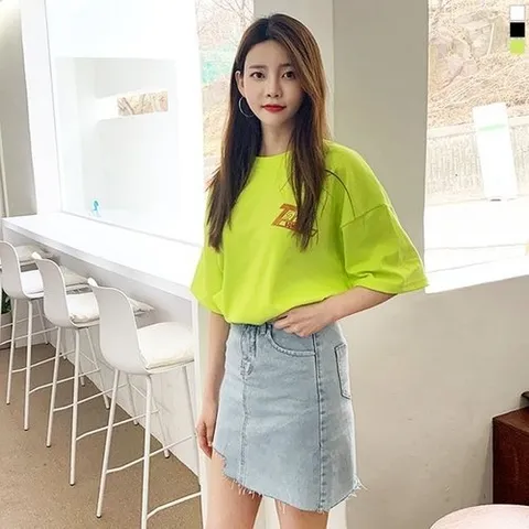 니까 남여공용 테이크 오버핏 반팔_P060598899